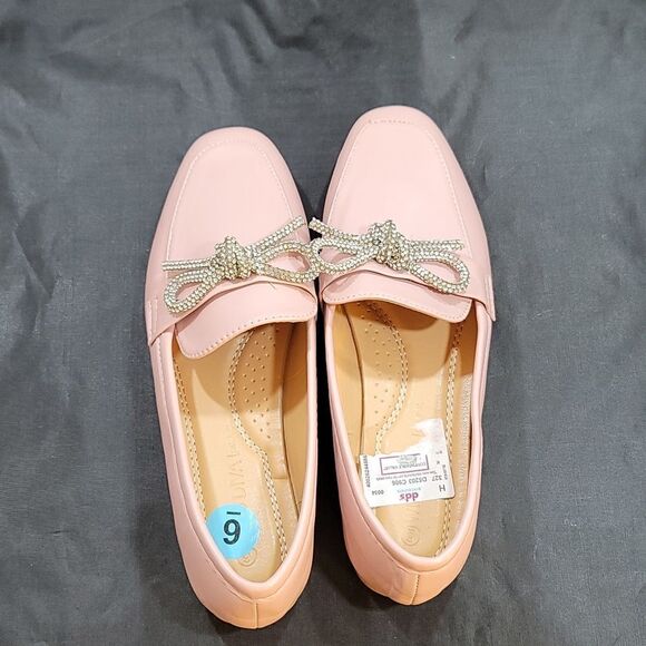 BRAND NEW WILD DIVA LOUNGS NELLIE RHINESTONE BOW SHOE - Picture 6 of 15